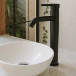 Econokit Klein N Paquete Lavabo llave negra y desagües - Imagen 3